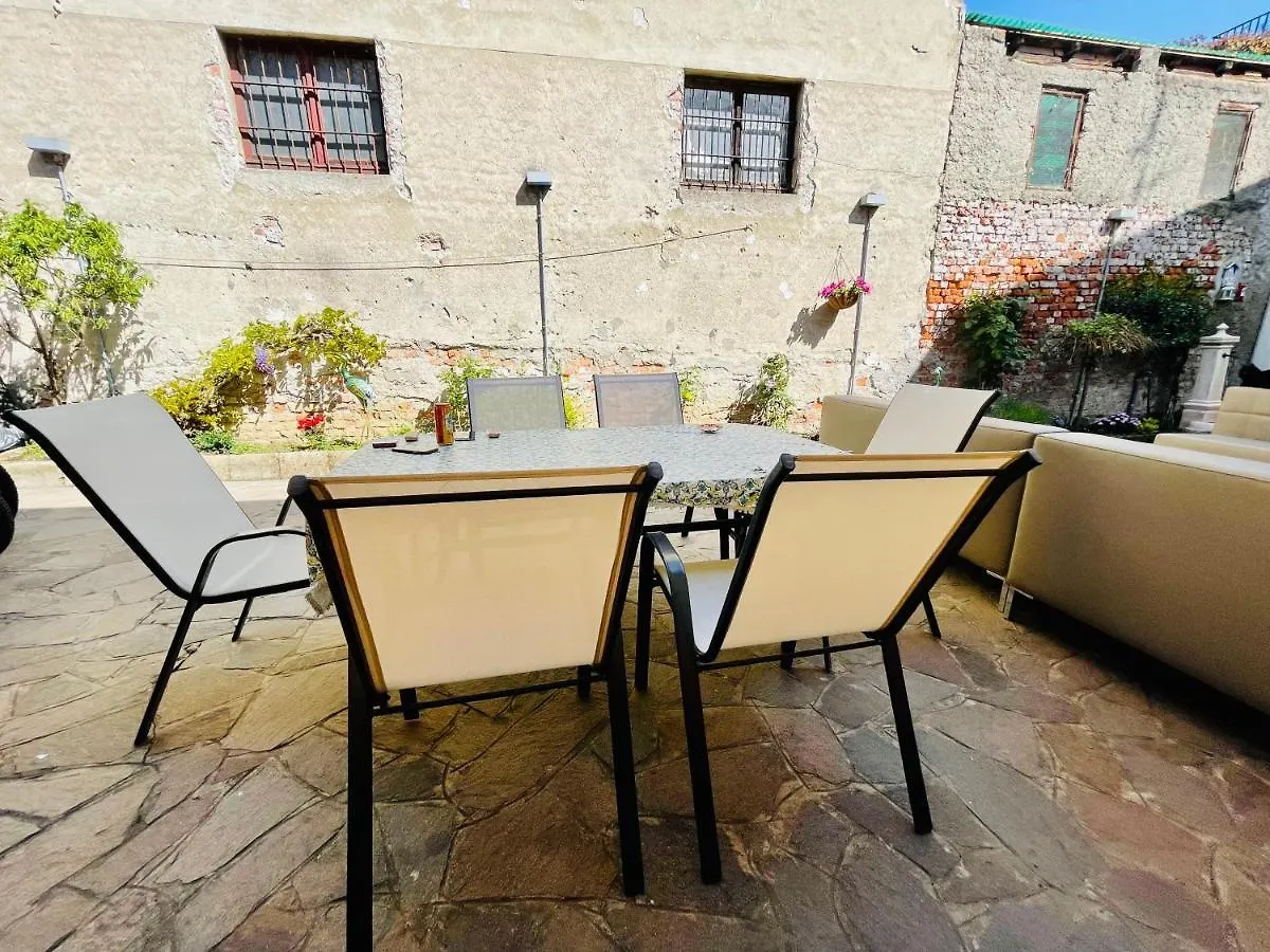 B&B Corte Sul Naviglio Cernusco Sul Naviglio 0*,  Italy