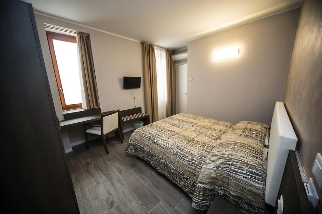 B&B Corte Sul Naviglio Cernusco Sul Naviglio 0*,  Italy