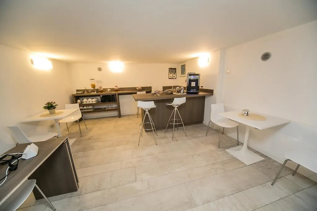 B&B Corte Sul Naviglio Cernusco Sul Naviglio Italy